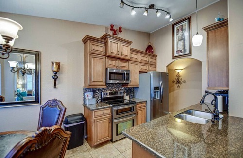 San Tan Valley House | Heated Salt Water Pool Putting Green BBQ 4 Tv's