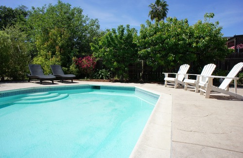 El Verano House | Heated Swimming Pool Retreat Near Sonoma Square