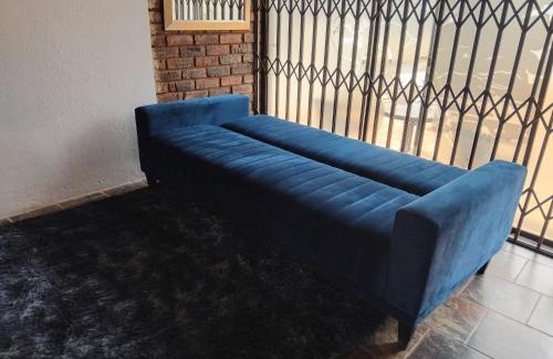 Alberton House | Heather Guest House