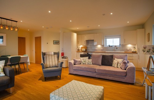 Carinish Cottage | Heatherlea