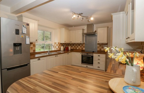 Saint Blazey Cottage | HEATHFIELD, pet friendly, with a garden in Milverton
