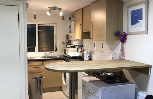 Walworth Apartment | HEAVEN APART 4 - ELEPHANT & CASTLE