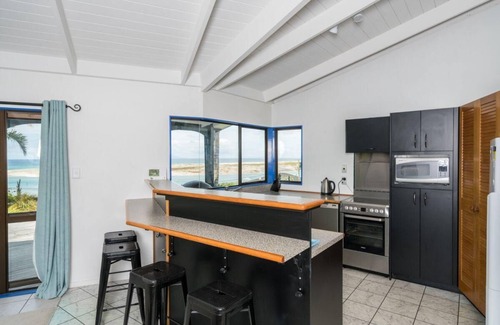 Mangawhai Heads House | Heaven Awaits - Fantastic beach house for 1-2 families, amazing views, a short stroll to the water