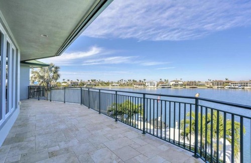Marco Island House | Heavenly Aqua Hideaway