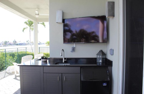 Marco Island House | Heavenly Aqua Hideaway