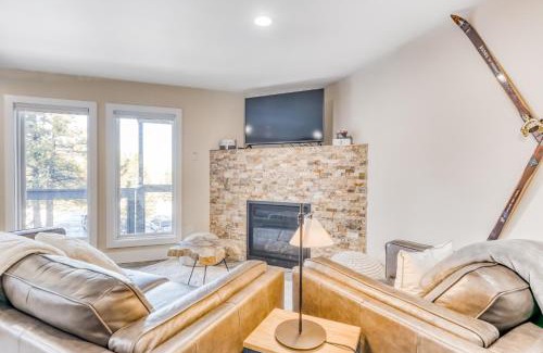 Tahoe Village Apartment | Heavenly Hideaway