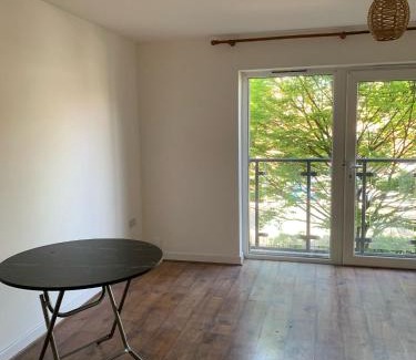 Leytonstone House | Heavenly Nest Leytonstone London service accommodation