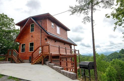 Gatlinburg - Pigeon Forge House | Heavenly Views Hideaway by Avada Properties