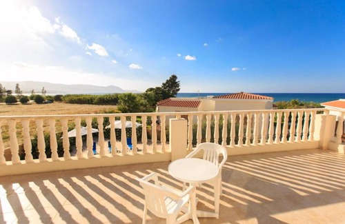 Latchi Villa | Hector Beach Villa