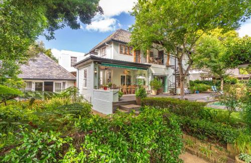 Rondebosch House | Hedge House Guest House