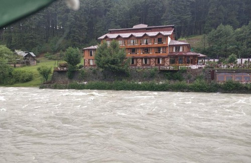 Pahalgam Hotel | Heevan Pahalgam