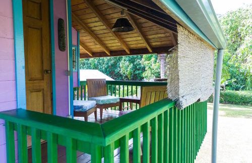Ha'apiti House | Heimanarii's Lodge - Fare Manu