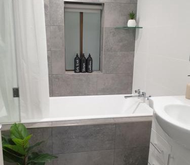 Mount Gambier House | Heinlen on Bridges Street