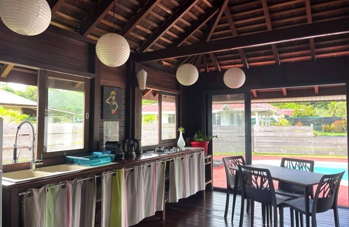 Teahupoo House | Heipoe Lodge