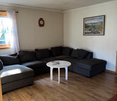 Halden Villa | Hele huset til disponerig i Halden