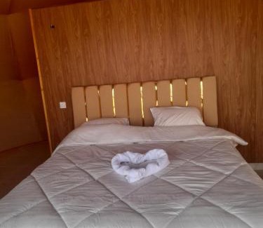 Wadi Rum Bed & Breakfast | Helen Rum Luxury Bubbles & Jeep Tours