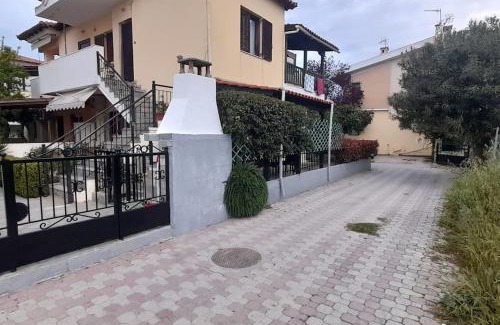 Pefkochori House | Helen's house