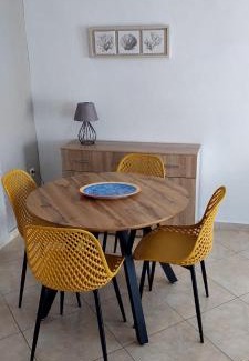 Myrina Apartment | Helen's studio