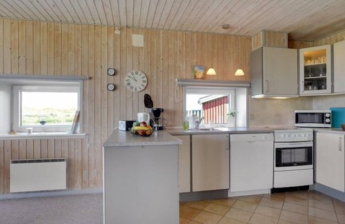 Lakolk House | "Helfrida" - 350m from the sea by Interhome