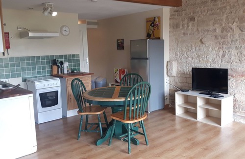 Vallans Apartment | Helianthus Superb Gite with use of lovely safe pool