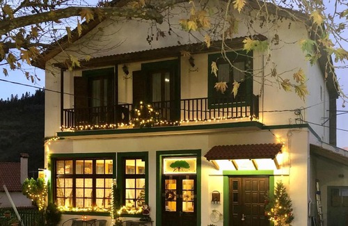 Mikro Chorio House | Helidona