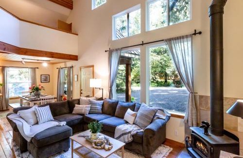 Glacier House | Heliotrope Haus