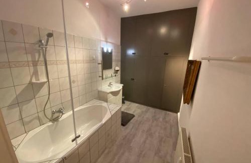 Nordstadt Apartment | Helle 3-Zimmerwohnung in Uninähe
