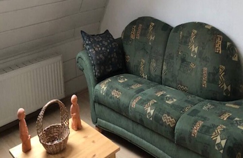 Karnitz Apartment | Helle Sonnige Ferienwohnung in Ruhiger Lage an der Schoritzer Wiek