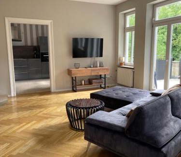 Radeberger Vorstadt Apartment | Helle Terrassenwohnung in Traumlage von Dresden