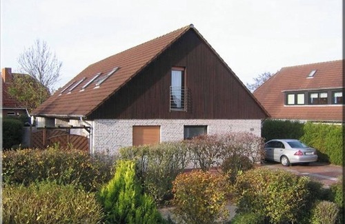 Harlesiel Apartment | Helle und Gemütliche Erdgeschosswohnung in Einem Doppelhaus