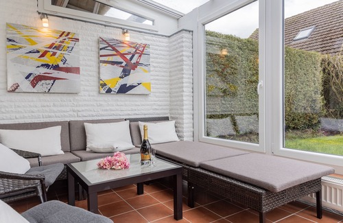Harlesiel Apartment | Helle und Gemütliche Erdgeschosswohnung in Einem Doppelhaus
