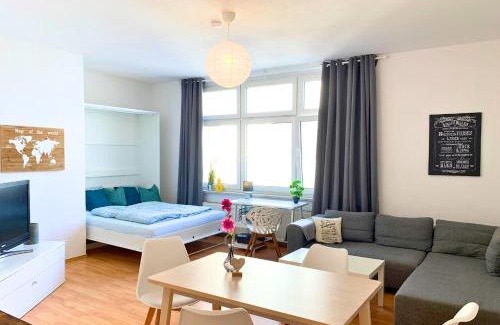 Hasselbachplatzviertel Apartment | Helle Wohnung in TOP-Lage, Hasselbachplatz - Altstadt, W-LAN, 4 Schlafplätze