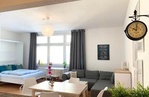 Hasselbachplatzviertel Apartment | Helle Wohnung in TOP-Lage, Hasselbachplatz - Altstadt, W-LAN, 4 Schlafplätze