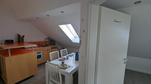 Eching Apartment | Helle Wohnung mit zwei Schlafzimmern