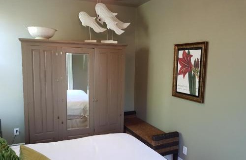 Kingsville Bed & Breakfast | Hellemsfield Inn & bed and breakfast