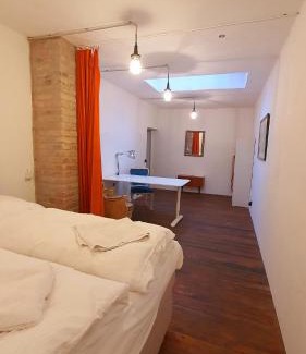 Mannheim City Centre House | Helles Zimmer im Loft