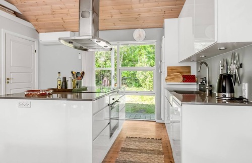 Grena Strand House | "Hellin" - 175m from the sea by Interhome