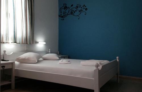 Paros Hotel | Helliniko Hotel