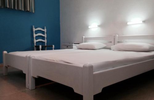 Paros Hotel | Helliniko Hotel