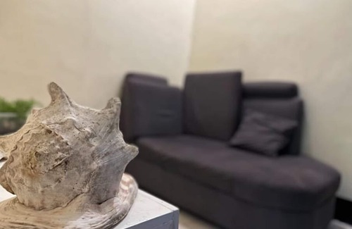Stone Town Apartment | Hello Rafiki Apartment Room #07