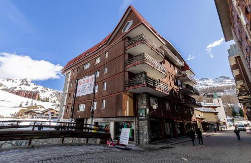 Cervinia Apartment | HelloCHALET - Friends Ski House