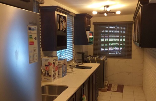 Portmore House | Hellshire king&queen beds 10 minutes walk from hellshire beach