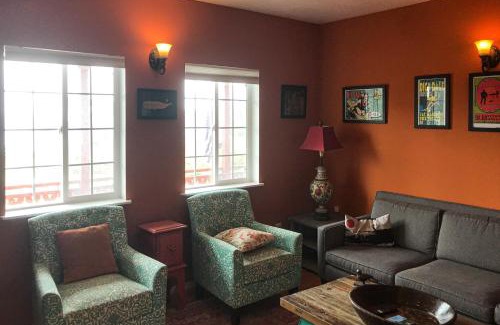 Shelter Cove House | Helter Shelter