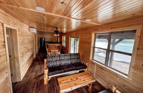 Eagle Bay Cabin | Hemlock - Big Moose Lakeside