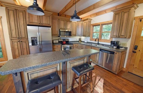 Cashes Valley Cabin | Hemlock Hideout - Game room, hot tub, creek access