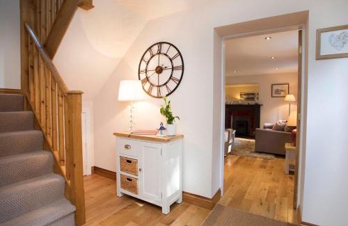 Llandwrog House | Hen Stabl Llandwrog
