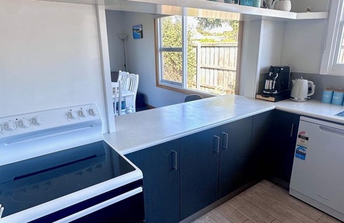 Gravelly Beach House | HENDERSONS in Gravelly Beach