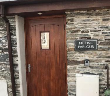 St Teath House | Hendra Retreat Milking Parlour Cottage North Cornwall