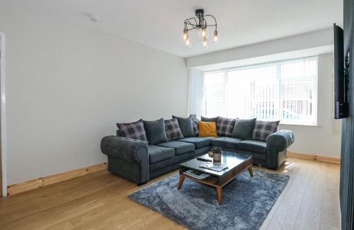 St George House | Hendre