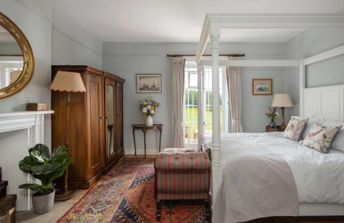 Shrewton House | Henge Estate - Restored Manor House, up to 11 en-suite bedrooms